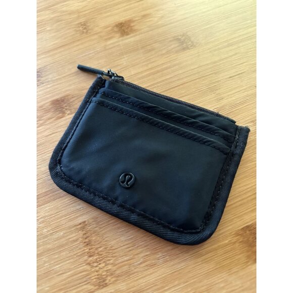 lululemon athletica Accessories - Lululemon Black Card Holder Nylon Wallet In Black In Good Condition